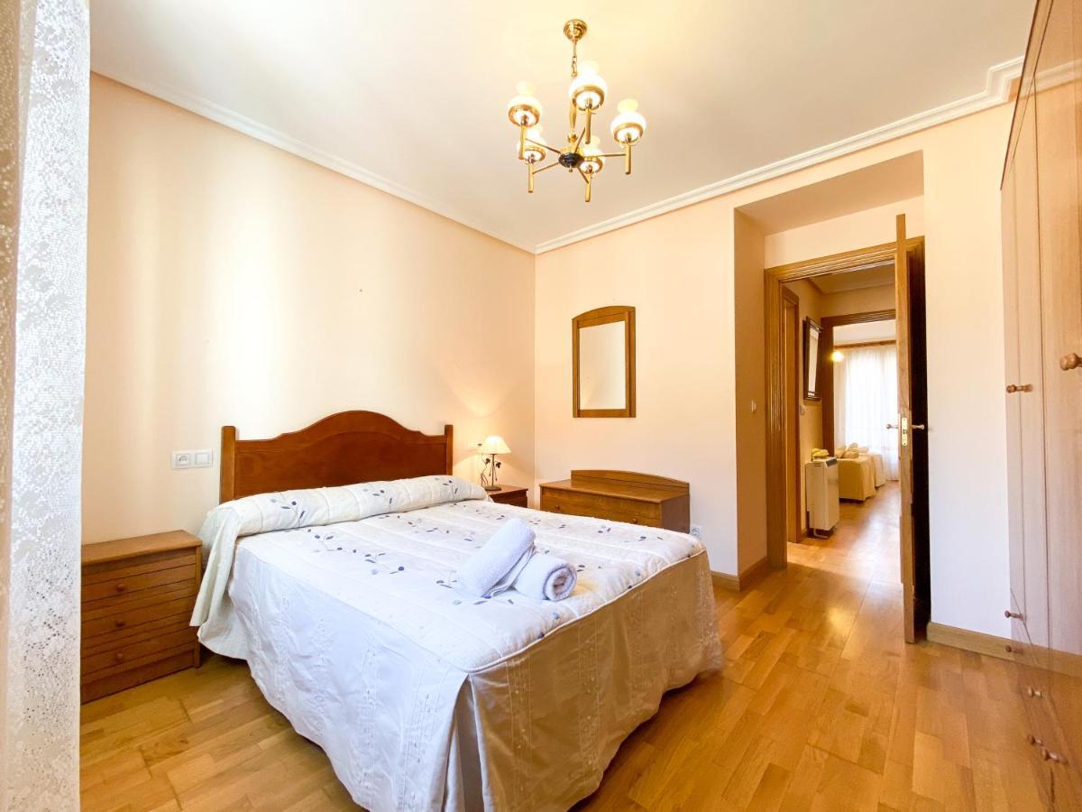 Vivienda Turistica Los Leones Berlanga de Duero Extérieur photo