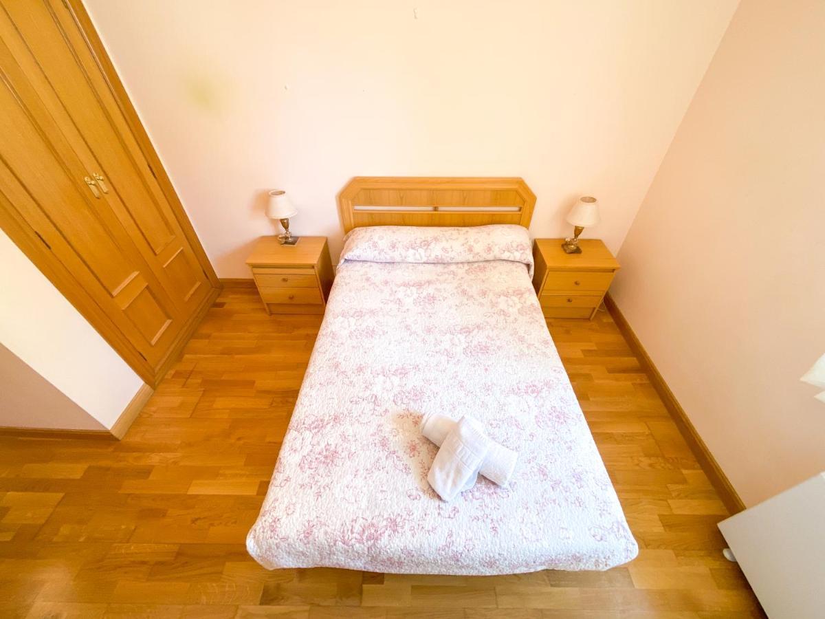 Vivienda Turistica Los Leones Berlanga de Duero Extérieur photo
