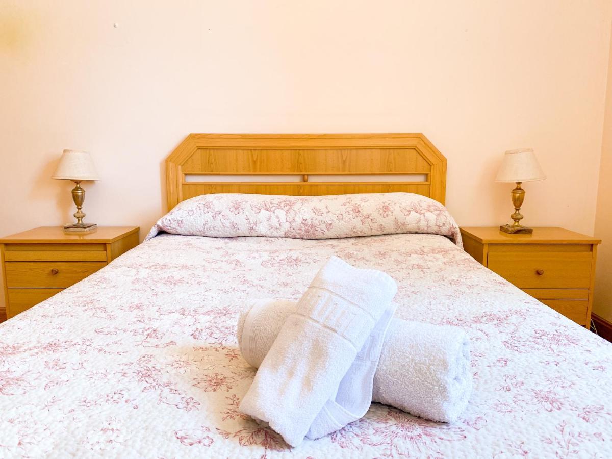 Vivienda Turistica Los Leones Berlanga de Duero Extérieur photo