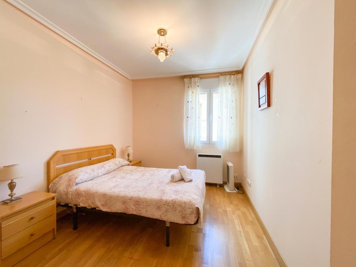 Vivienda Turistica Los Leones Berlanga de Duero Extérieur photo