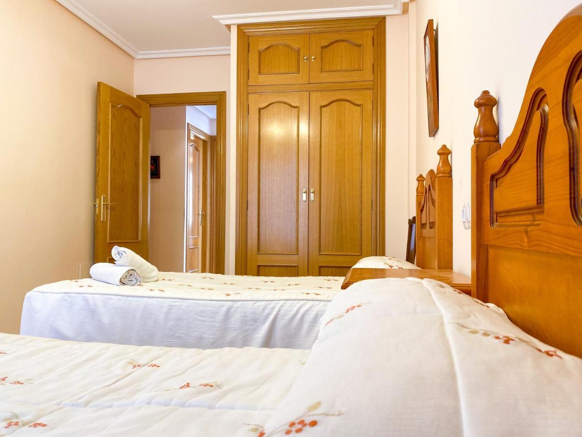 Vivienda Turistica Los Leones Berlanga de Duero Extérieur photo